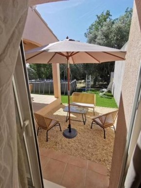 Studio neuf proche Camargue